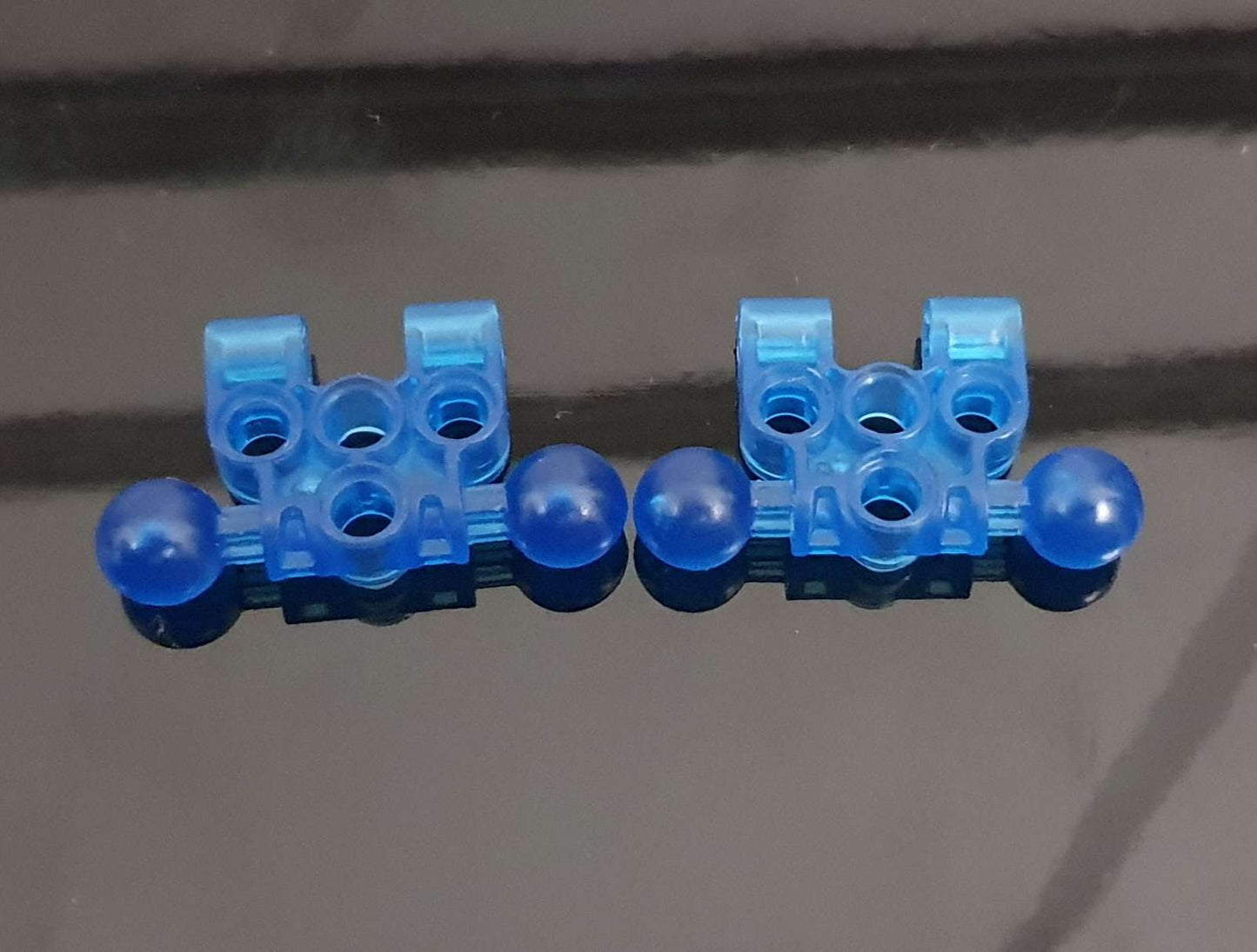 Knockoff Trans-Blue, Vahki Hips (1x)