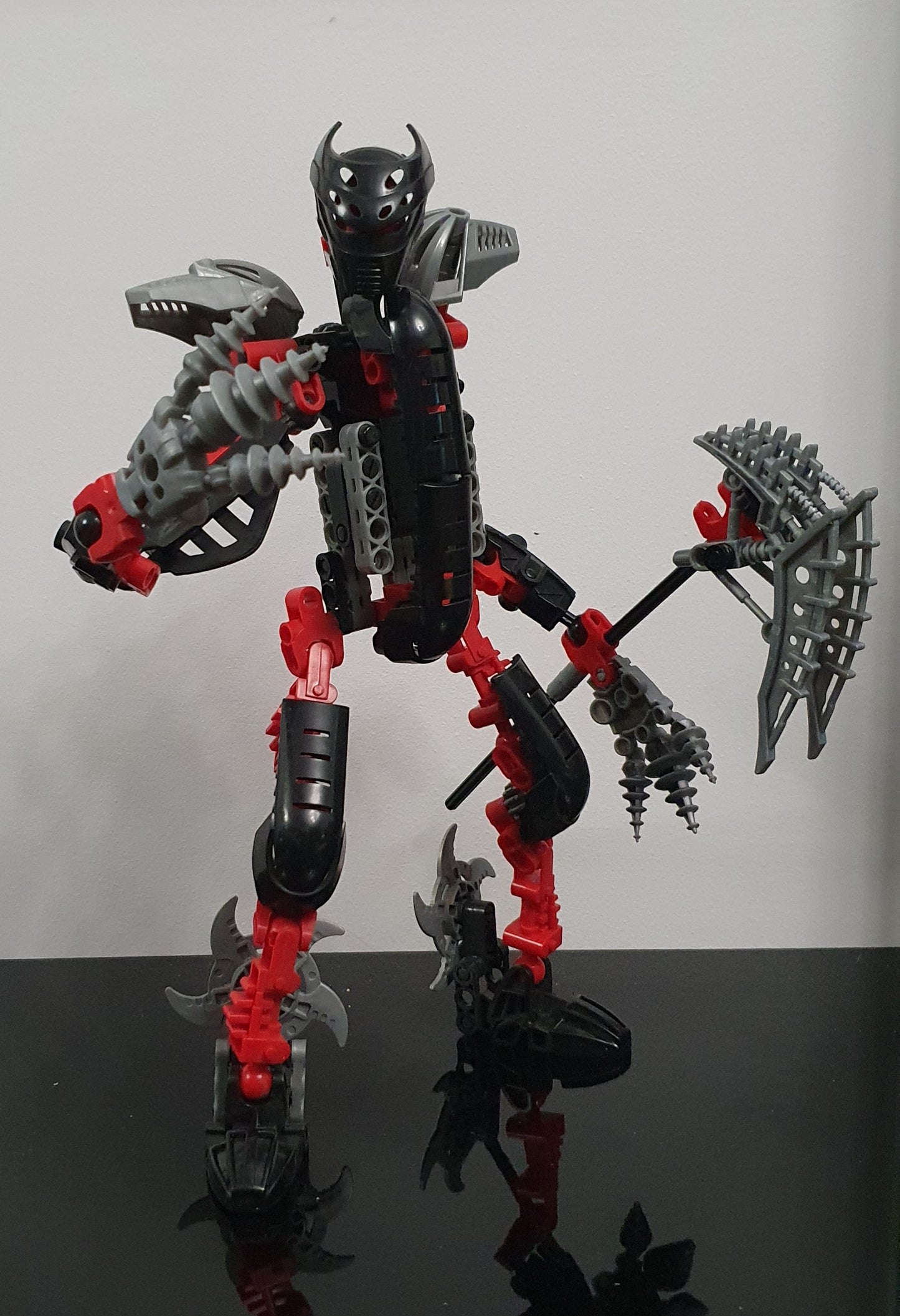 Knockoff, Set, Glopo: Gladius (Makuta, Teridax)