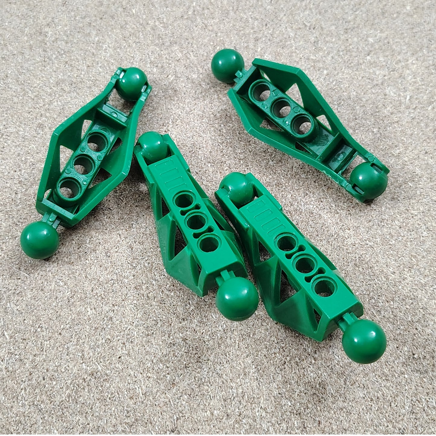 Green, Rahkshi Leg (1x)