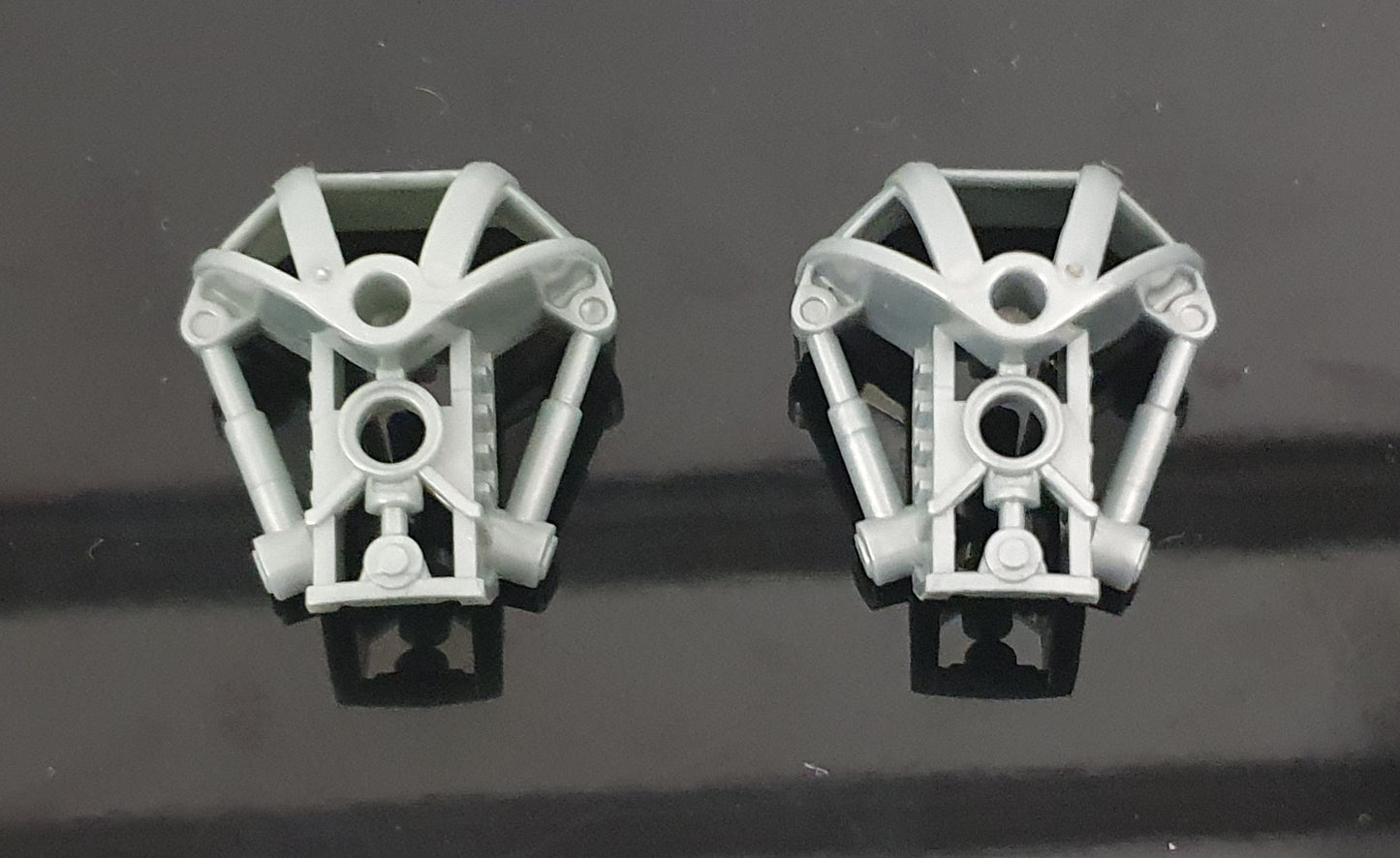 Knockoff Silver, Metru Shoulders (1x)