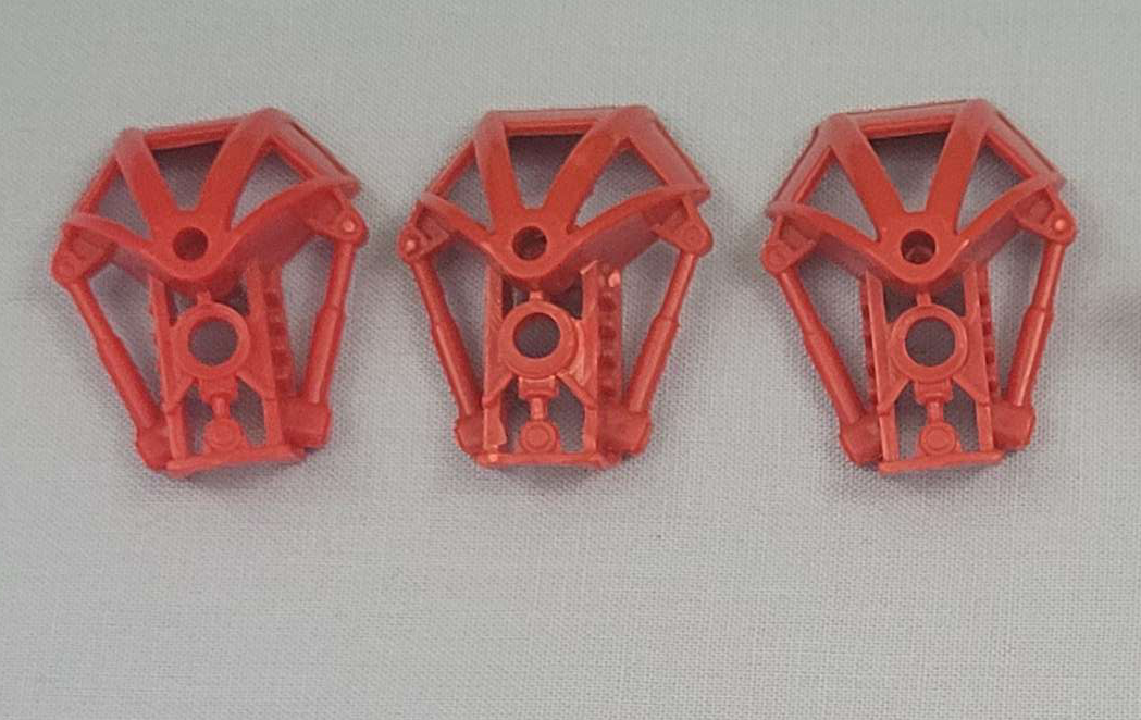 Knockoff Red, Malformed Metru Shoulderpad (1x)