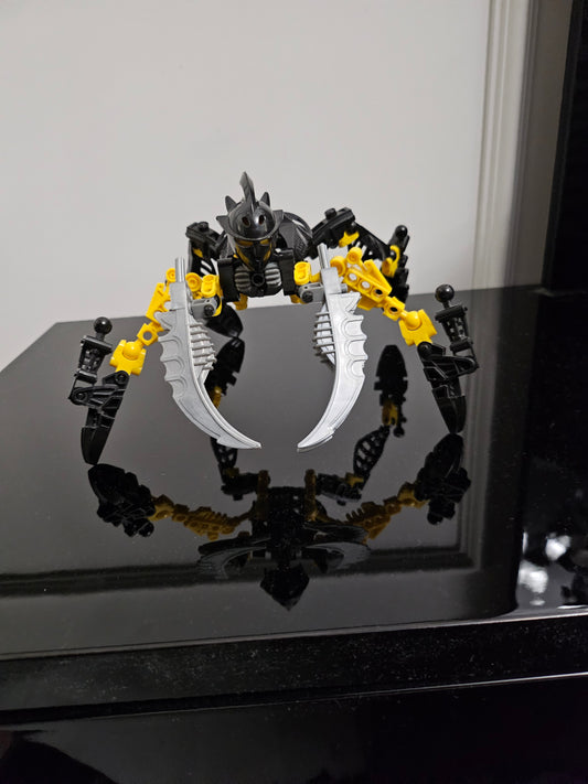 Aracius (Visorak) (Glopo Dreambuilder Knockoff-Bionicle)