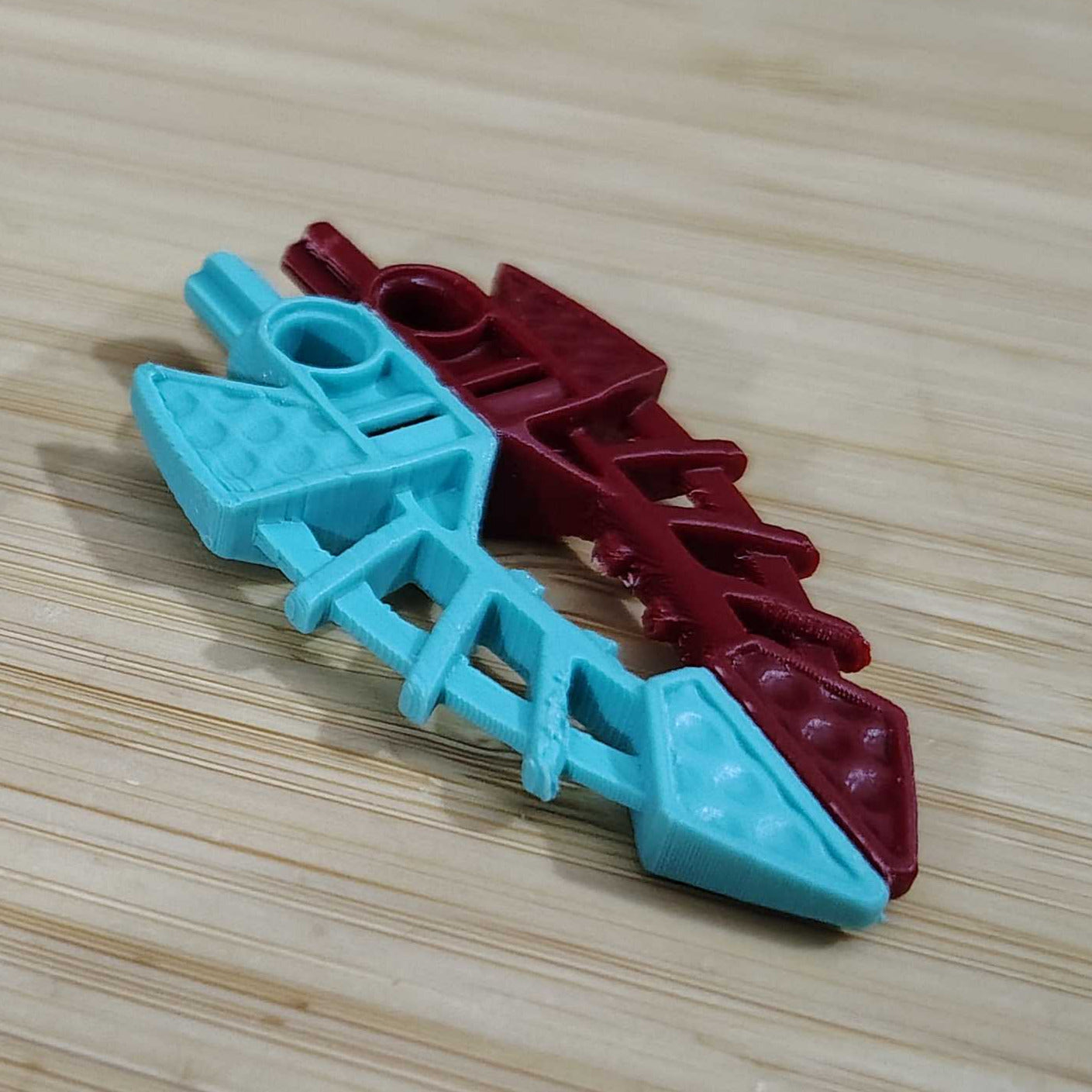 SID_W132 Mahri Matoran Dagger (Pair)