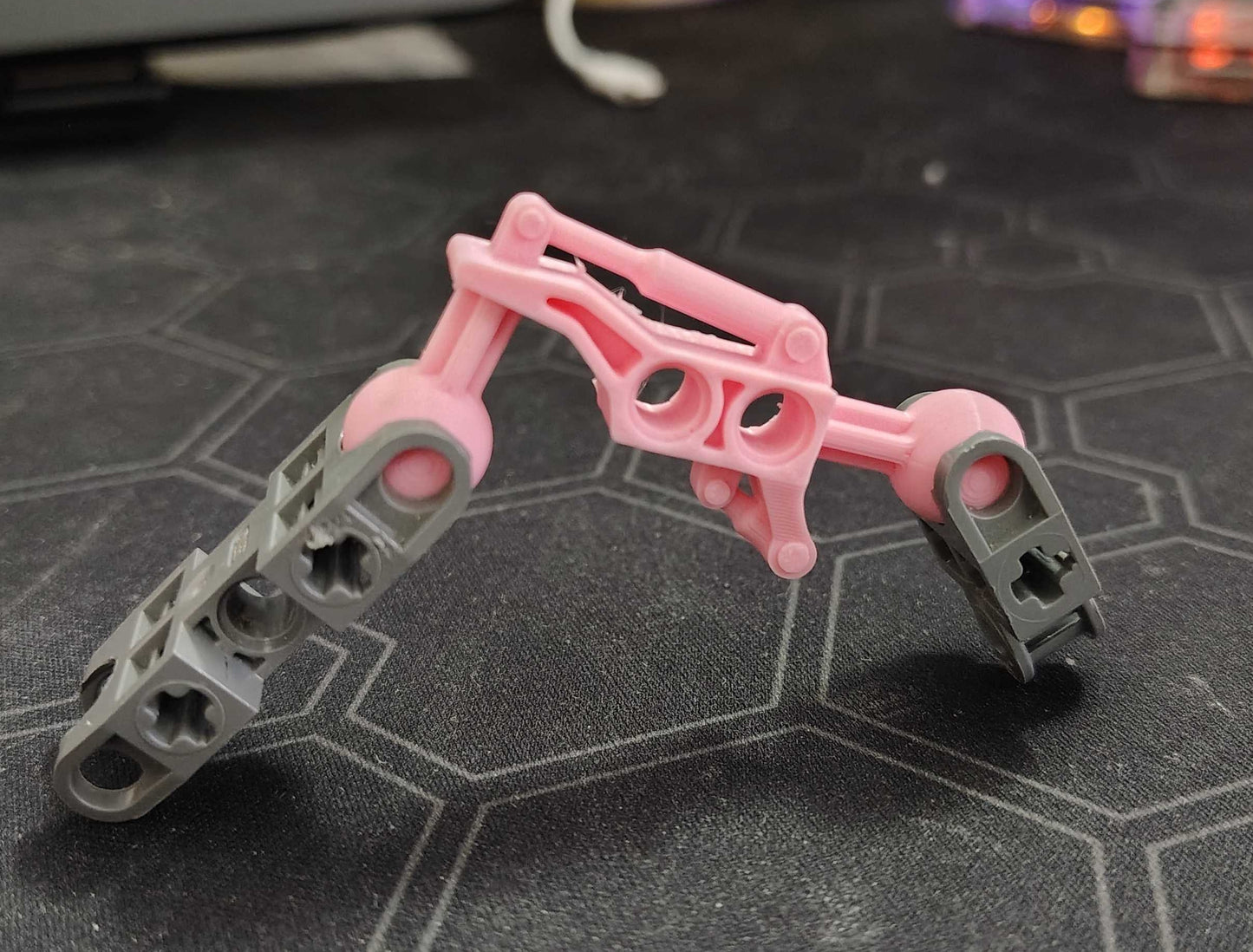 SID_32173 Slizer/Toa Mata Angled Arm (Pair)