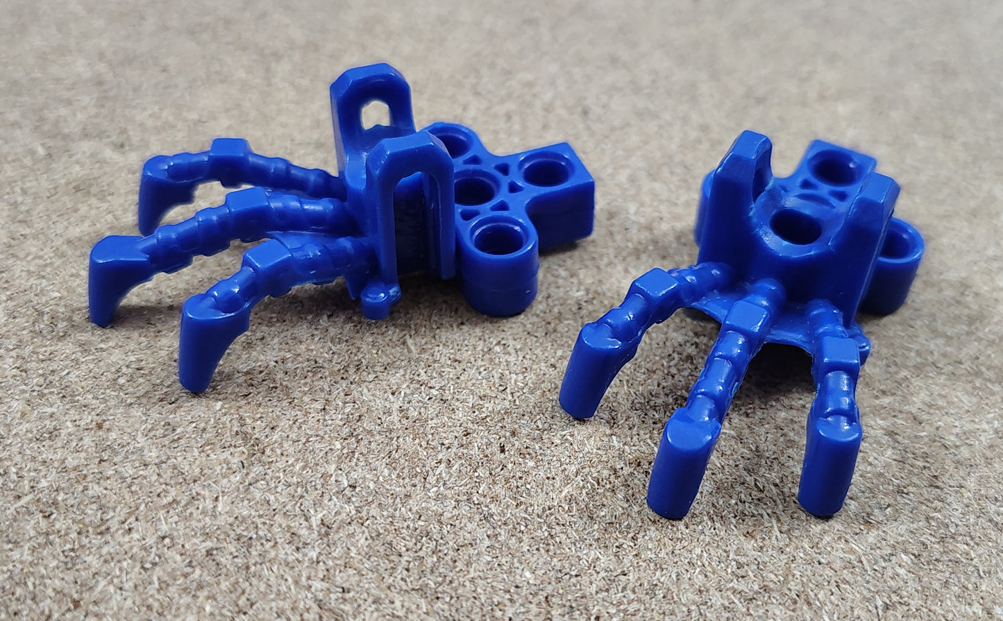 Blue, Weird Piraka Claw Feet (2x)