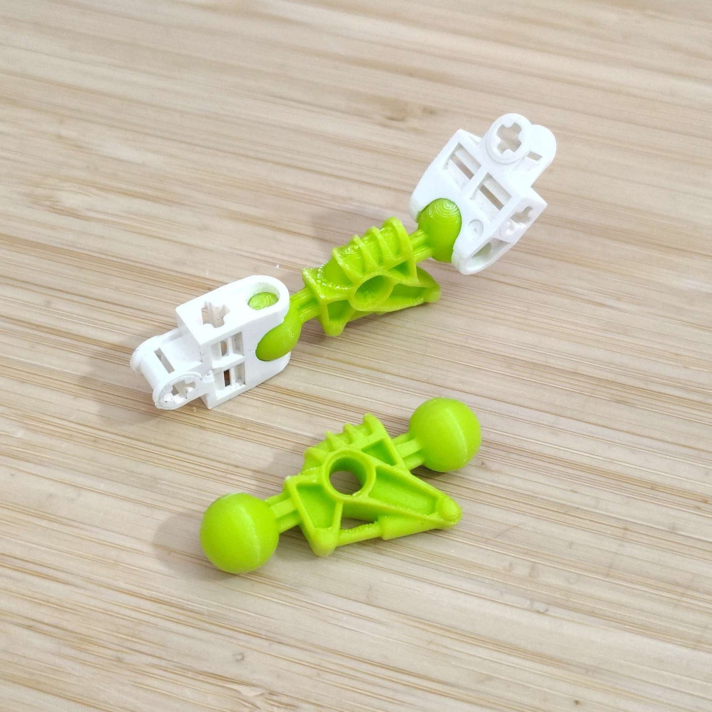 47311 Metru Forearm (pair)